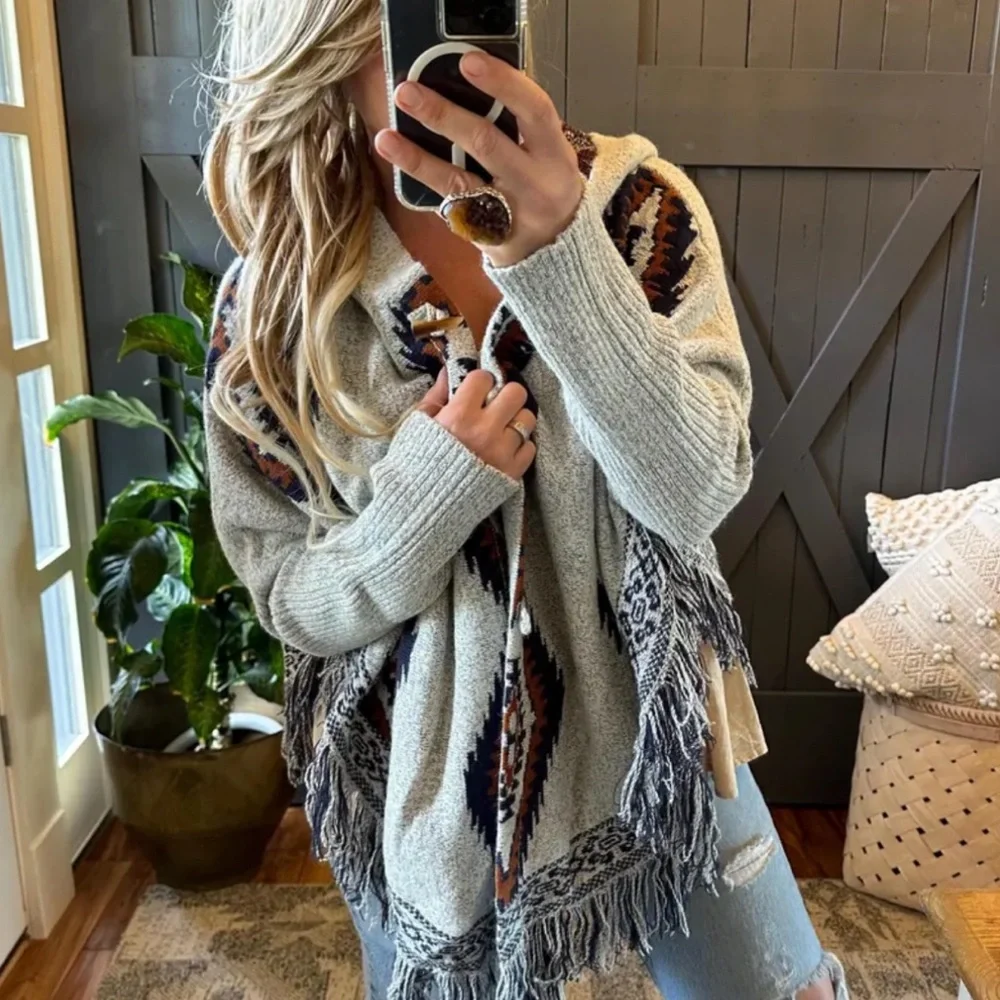 New Grey Toggle Hooded Cardigan Sweater Western Aztec Fringe - Picture 1 of 7